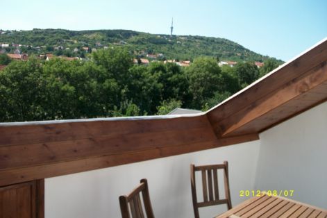 Emeleti apartman
